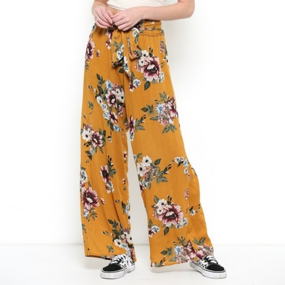 Adriana Mid-Waist Pant